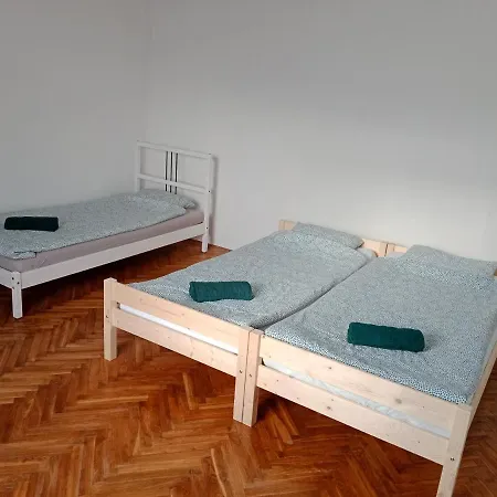 V Malych Kysicich Εξοχικό σπίτι